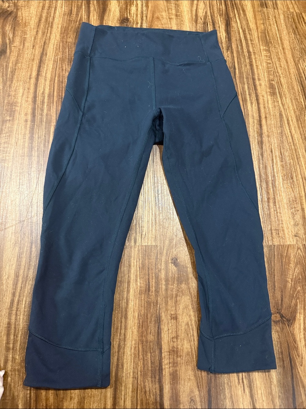 lululemon athletica Black Women's Capri Leggings